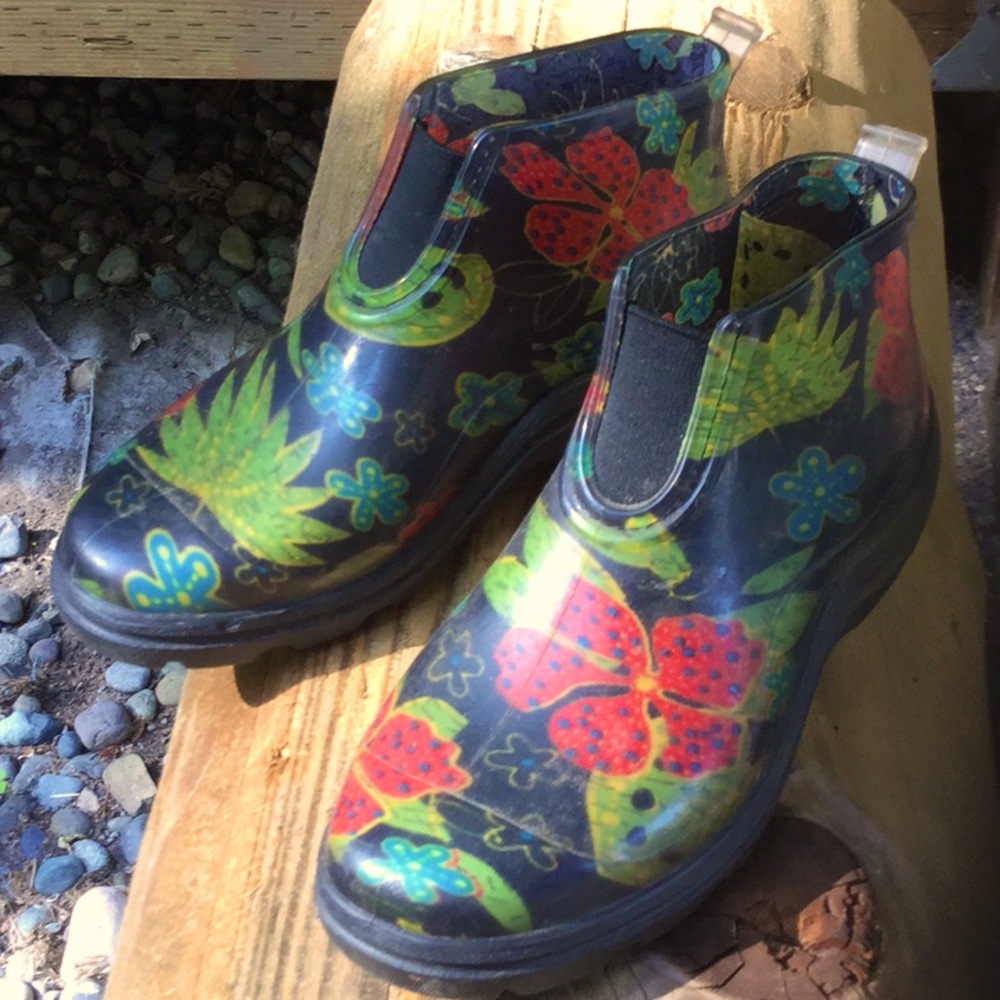 Sloggers slip in rain booties floral garden festival farmer’s market Sunday